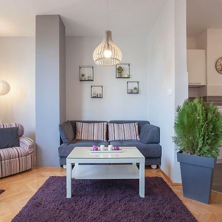 Violet Apartment Skopje Zewnętrze zdjęcie