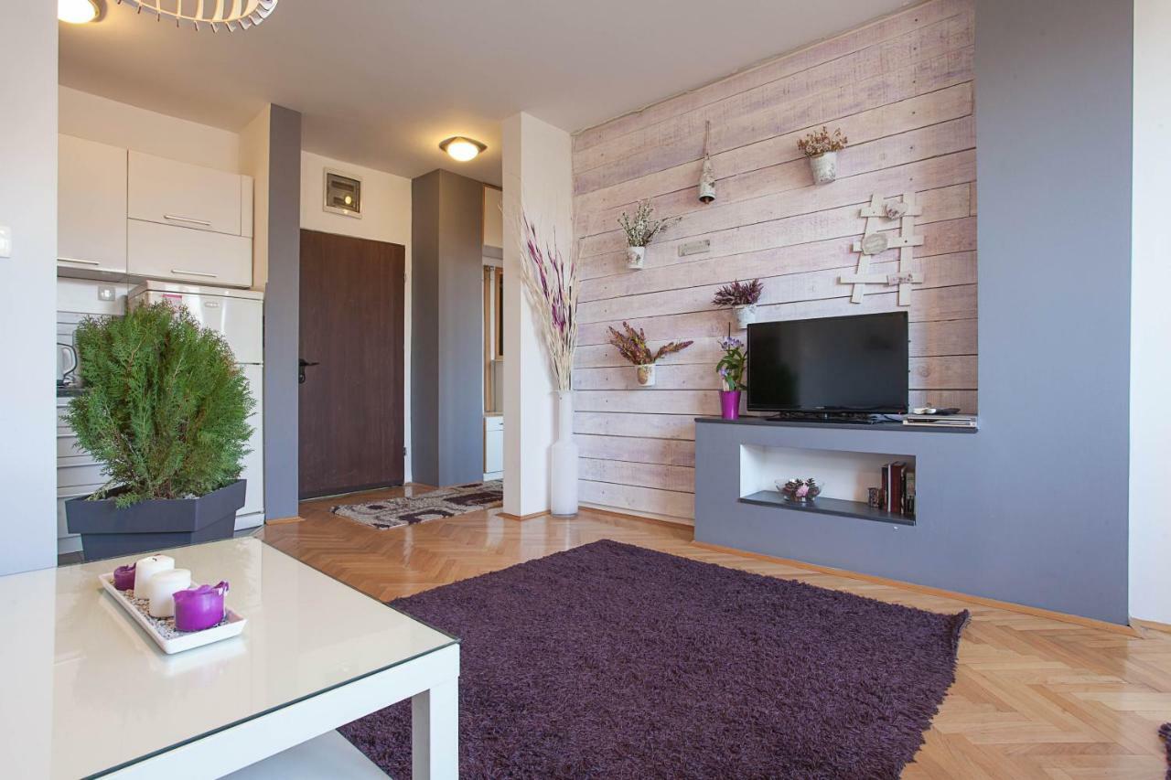 Violet Apartment Skopje Zewnętrze zdjęcie